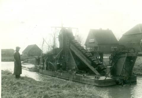 Historische foto van Baggerbedrijf Trip